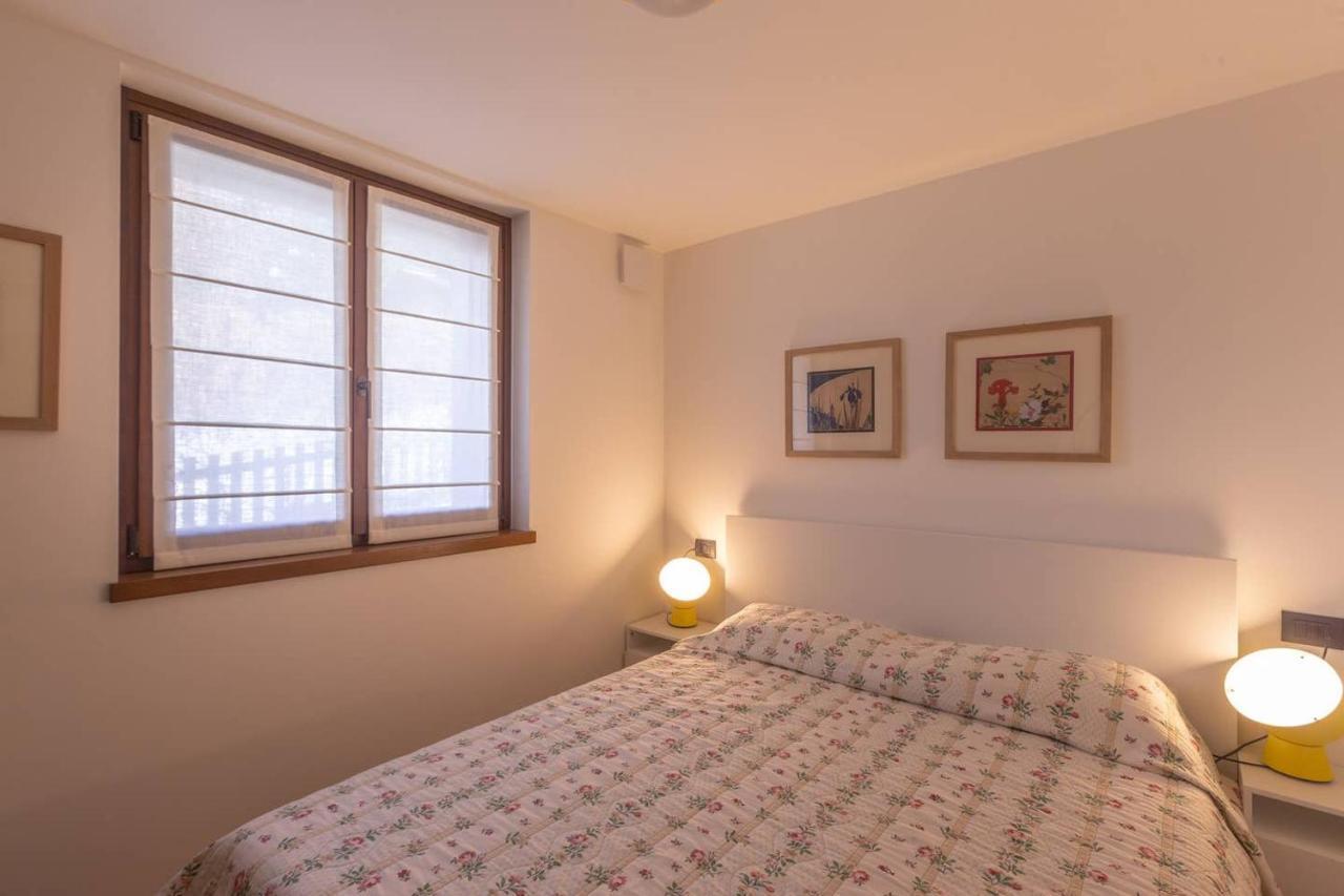Joivy Warm Flat For 4, With Parking In *
