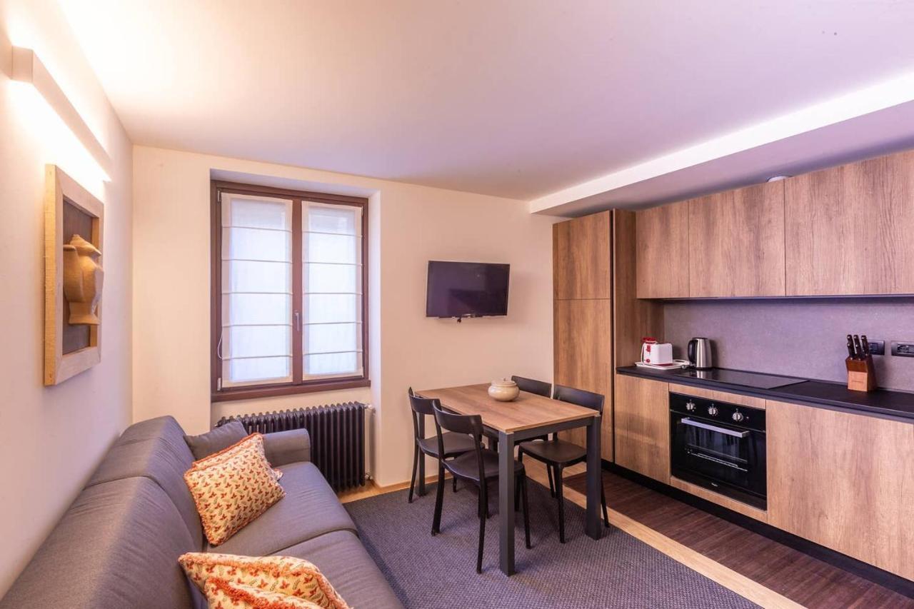 Joivy Warm Flat For 4, With Parking In * Courmayeur